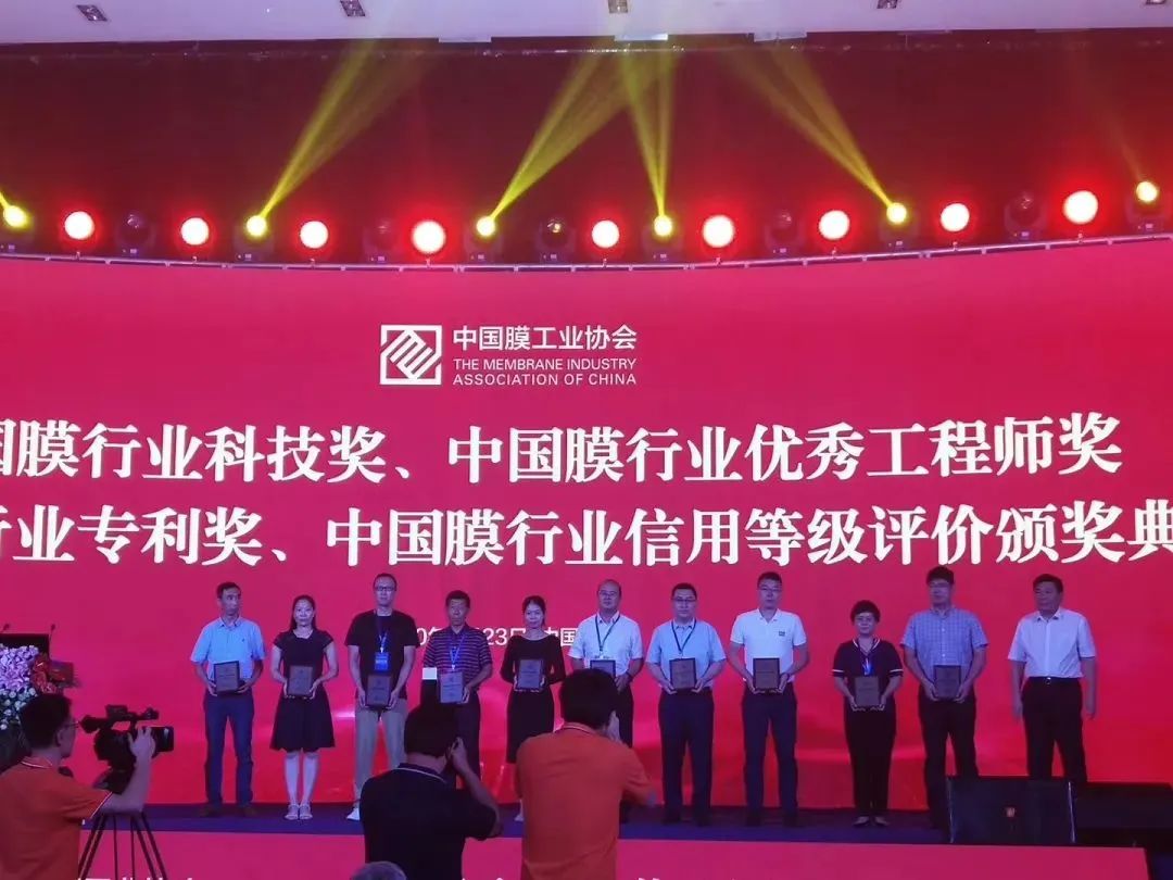 pg国际-不凡成就非凡,相信品牌的力量